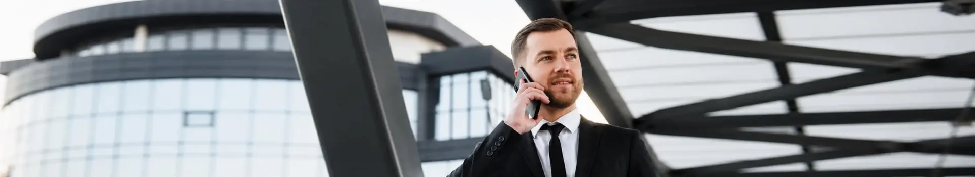 https://hillzcdn.ca/carsinmotionautosalesinc/11059909769429588-contact_us.webp